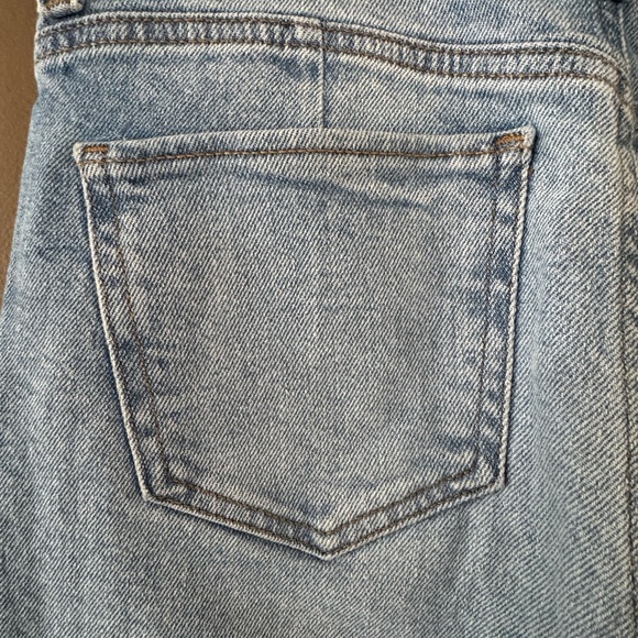 Kendall & Kylie The Icon High Rise Straight Jeans - Picture 6 of 7